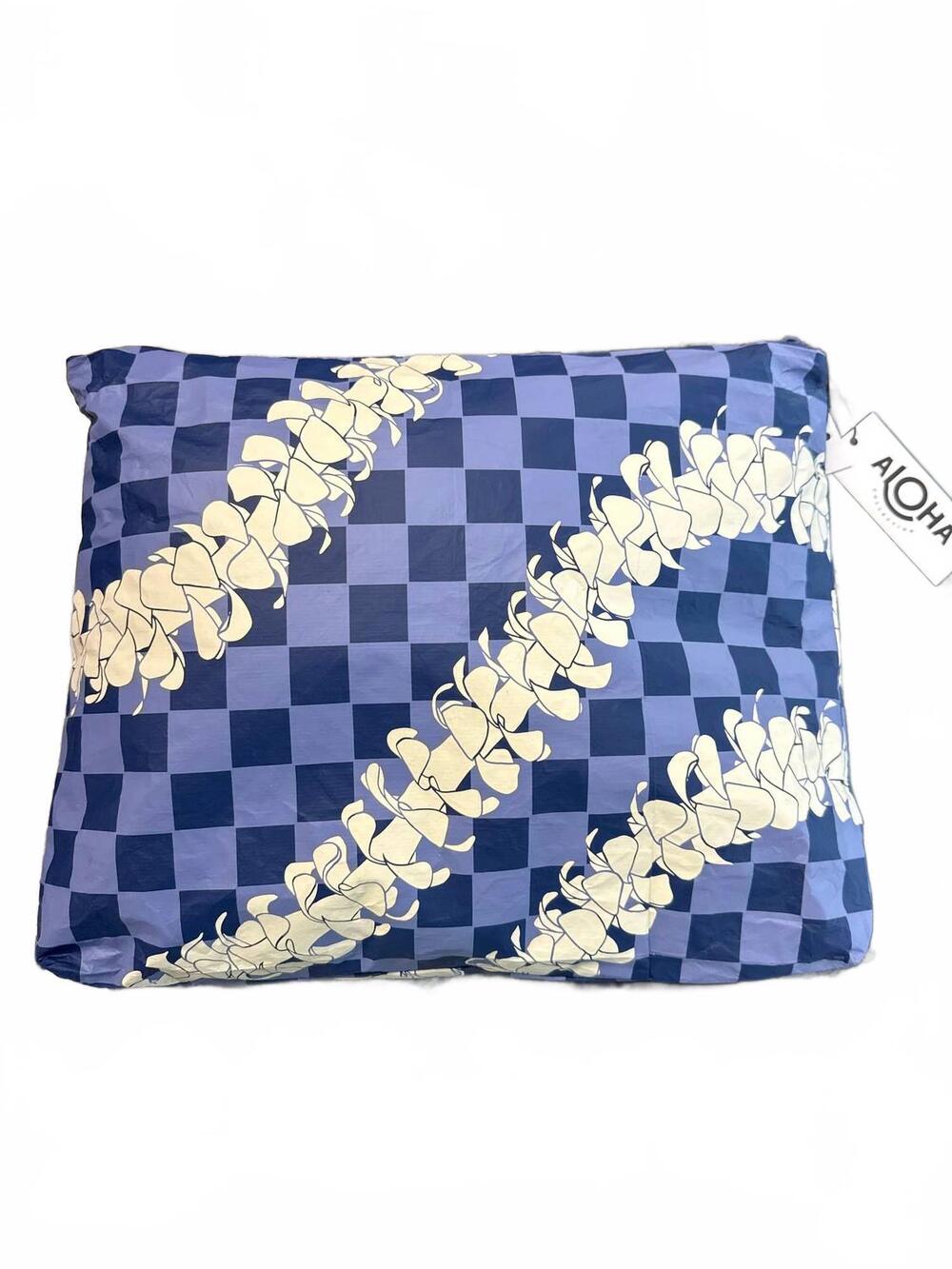 NEW ALOHA COLLECTION max pouch in blue/lavender